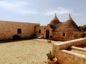 Ostuni Villa trullo valle d itria ditria Salento Puglia 10 posti letto